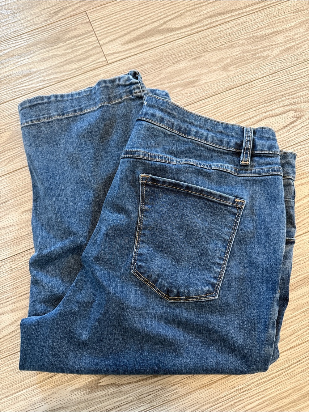 CHARLIE B Denim Capris